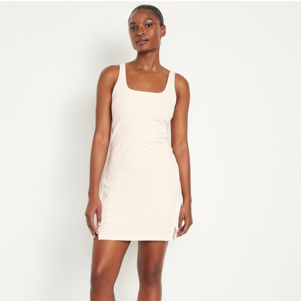 NWT Old Navy PowerSoft square-neck athletic dress white - Medium Petite MP